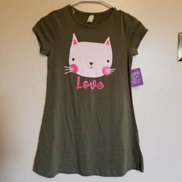 NWT. Long shirt size 7/8. - Picture 1 of 4